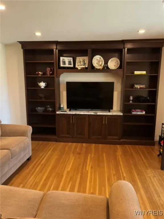 31 Noel Drive, Amherst, New York 14221, Amherst, New York 14221, 3 Bedrooms Bedrooms, 6 Rooms Rooms,1 BathroomBathrooms,Residential,For Sale,31 Noel Drive, Amherst, New York 14221,B1622375