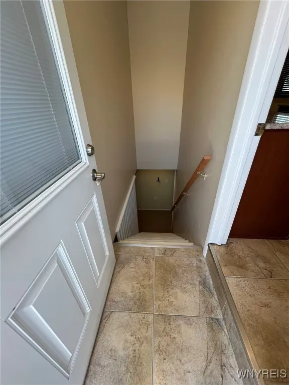 31 Noel Drive, Amherst, New York 14221, Amherst, New York 14221, 3 Bedrooms Bedrooms, 6 Rooms Rooms,1 BathroomBathrooms,Residential,For Sale,31 Noel Drive, Amherst, New York 14221,B1622375