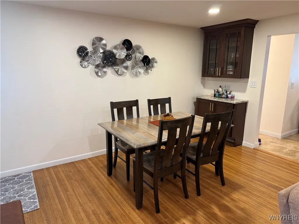 31 Noel Drive, Amherst, New York 14221, Amherst, New York 14221, 3 Bedrooms Bedrooms, 6 Rooms Rooms,1 BathroomBathrooms,Residential,For Sale,31 Noel Drive, Amherst, New York 14221,B1622375
