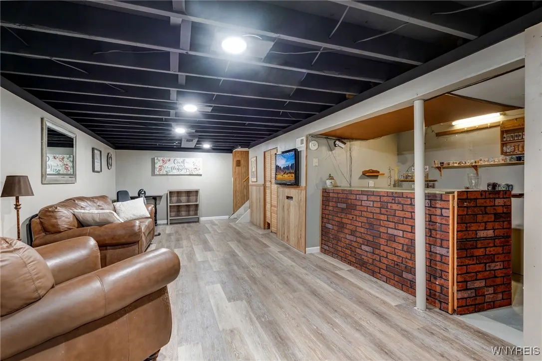 7 Cannas Court, Cheektowaga, New York 14227, Cheektowaga, New York 14227, 3 Bedrooms Bedrooms, 6 Rooms Rooms,1 BathroomBathrooms,Residential,Closed,7 Cannas Court, Cheektowaga, New York 14227,0,B1622367
