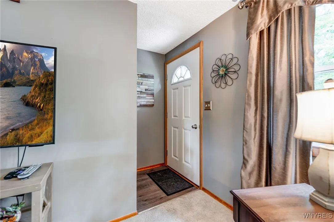 7 Cannas Court, Cheektowaga, New York 14227, Cheektowaga, New York 14227, 3 Bedrooms Bedrooms, 6 Rooms Rooms,1 BathroomBathrooms,Residential,Closed,7 Cannas Court, Cheektowaga, New York 14227,0,B1622367
