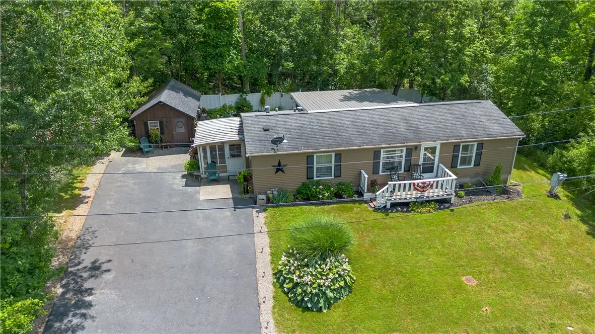 4553 Grove Street, Gorham, New York 14424, Gorham, New York 14424, 3 Bedrooms Bedrooms, 10 Rooms Rooms,2 BathroomsBathrooms,Residential,For Sale,4553 Grove Street, Gorham, New York 14424,R1622389