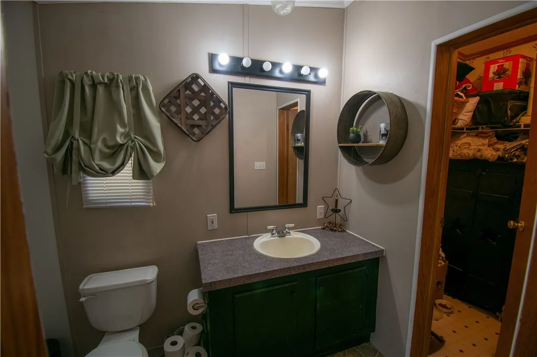 4553 Grove Street, Gorham, New York 14424, Gorham, New York 14424, 3 Bedrooms Bedrooms, 10 Rooms Rooms,2 BathroomsBathrooms,Residential,For Sale,4553 Grove Street, Gorham, New York 14424,R1622389