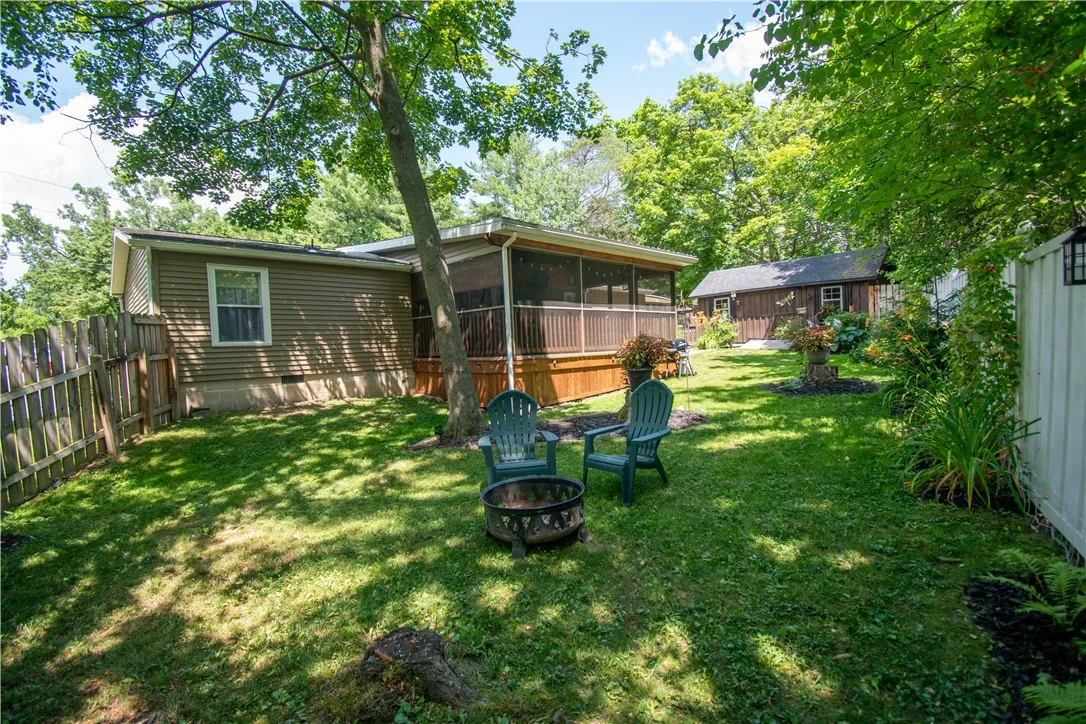 4553 Grove Street, Gorham, New York 14424, Gorham, New York 14424, 3 Bedrooms Bedrooms, 10 Rooms Rooms,2 BathroomsBathrooms,Residential,For Sale,4553 Grove Street, Gorham, New York 14424,R1622389