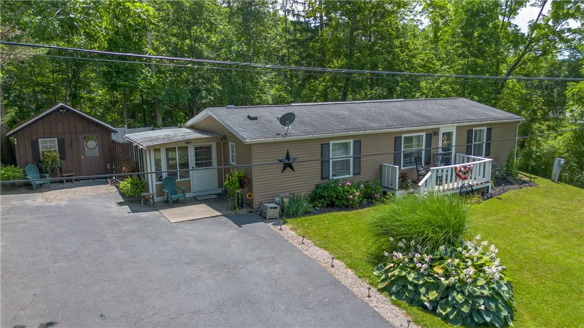 4553 Grove Street, Gorham, New York 14424, Gorham, New York 14424, 3 Bedrooms Bedrooms, 10 Rooms Rooms,2 BathroomsBathrooms,Residential,For Sale,4553 Grove Street, Gorham, New York 14424,R1622389