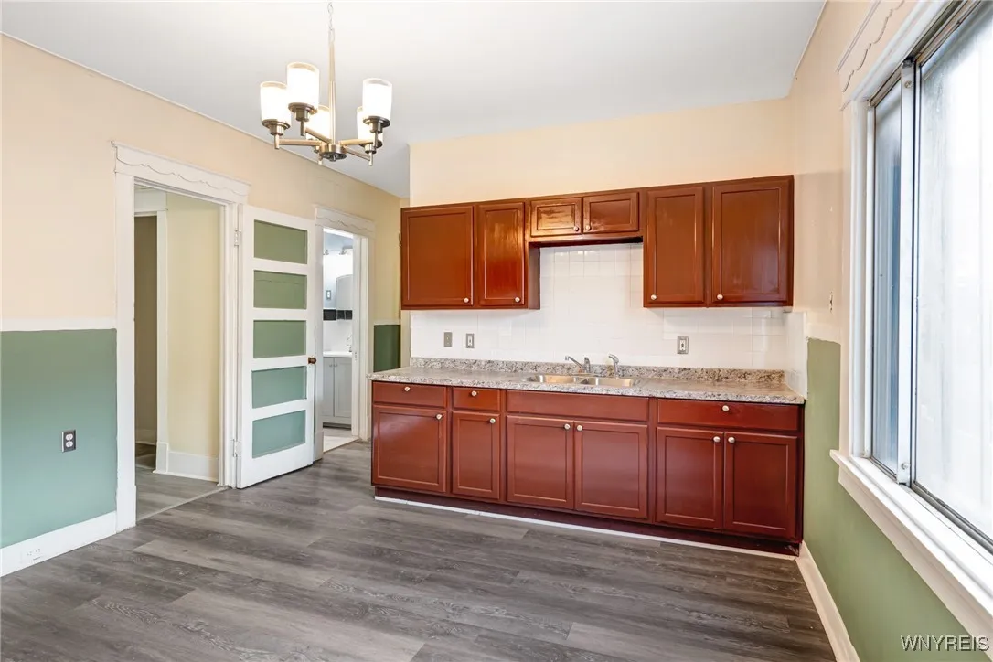 1329 Clinton Street, Buffalo, New York 14206, Buffalo, New York 14206, 6 Bedrooms Bedrooms, ,2 BathroomsBathrooms,Residential,For Sale,1329 Clinton Street, Buffalo, New York 14206,B1622393