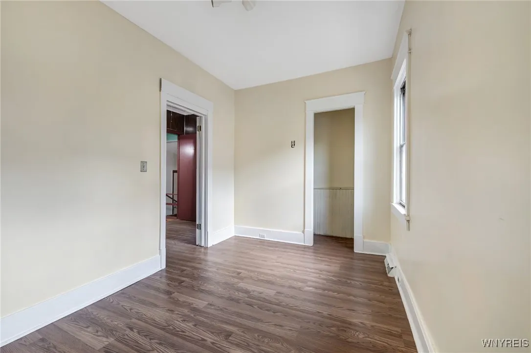 1329 Clinton Street, Buffalo, New York 14206, Buffalo, New York 14206, 6 Bedrooms Bedrooms, ,2 BathroomsBathrooms,Residential,For Sale,1329 Clinton Street, Buffalo, New York 14206,B1622393