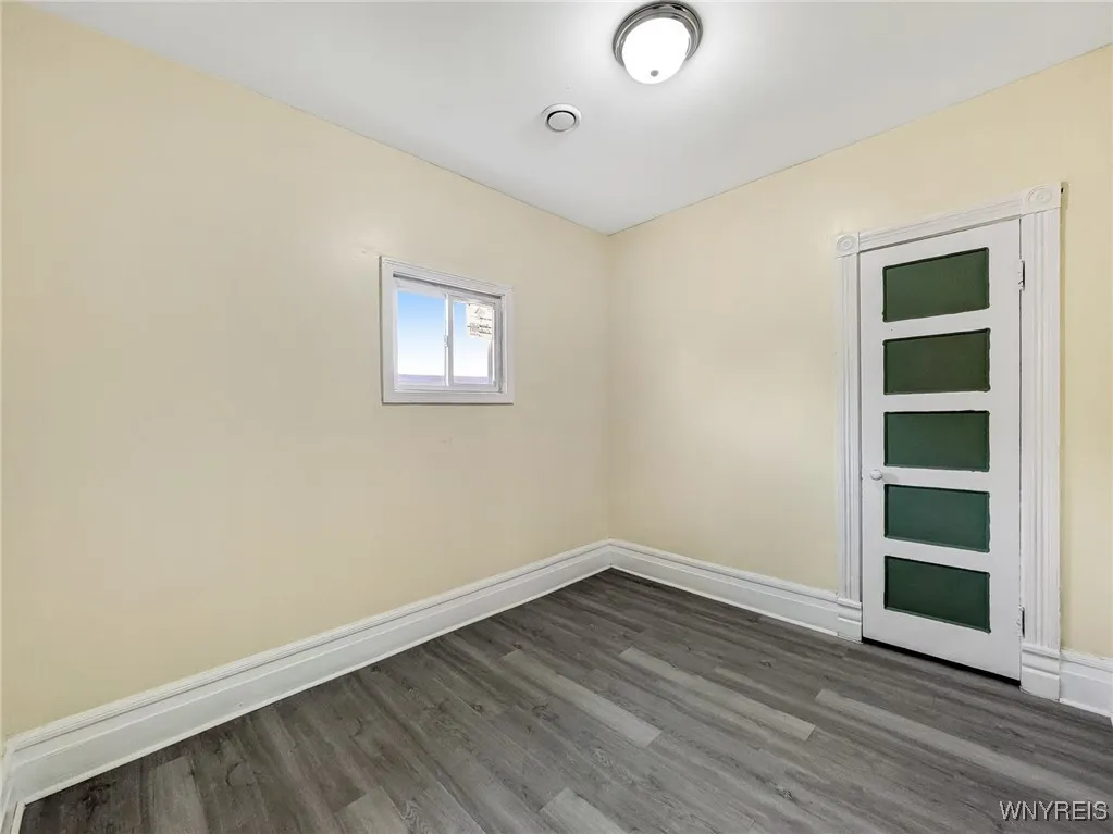 1329 Clinton Street, Buffalo, New York 14206, Buffalo, New York 14206, 6 Bedrooms Bedrooms, ,2 BathroomsBathrooms,Residential,For Sale,1329 Clinton Street, Buffalo, New York 14206,B1622393