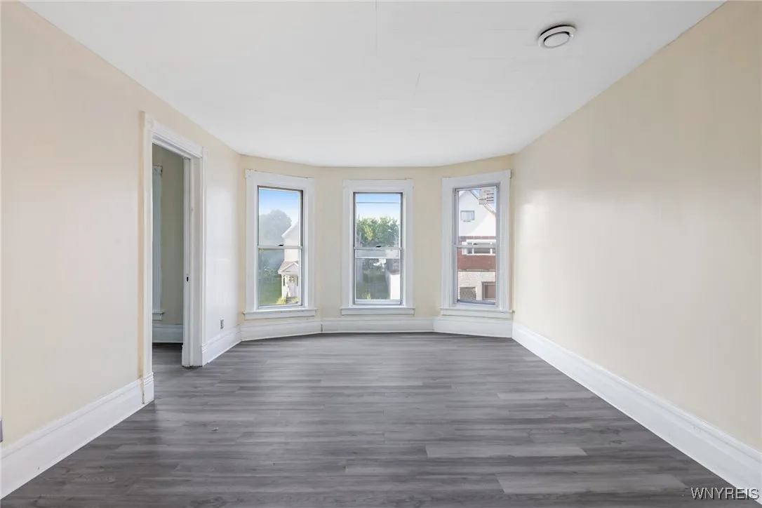1329 Clinton Street, Buffalo, New York 14206, Buffalo, New York 14206, 6 Bedrooms Bedrooms, ,2 BathroomsBathrooms,Residential,For Sale,1329 Clinton Street, Buffalo, New York 14206,B1622393