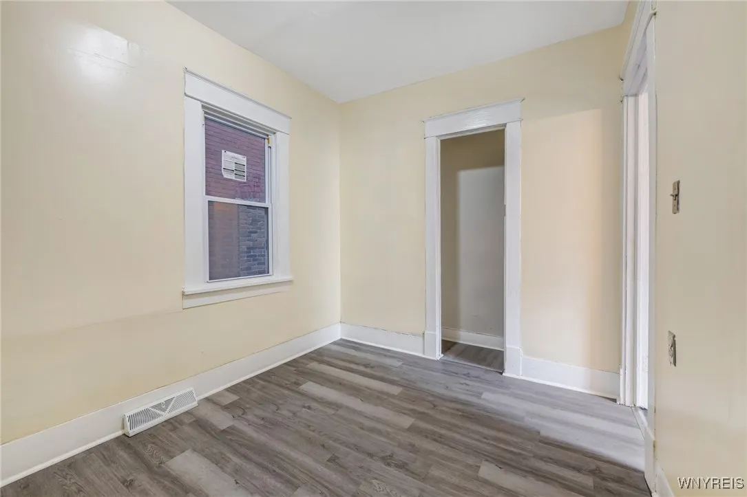 1329 Clinton Street, Buffalo, New York 14206, Buffalo, New York 14206, 6 Bedrooms Bedrooms, ,2 BathroomsBathrooms,Residential,For Sale,1329 Clinton Street, Buffalo, New York 14206,B1622393