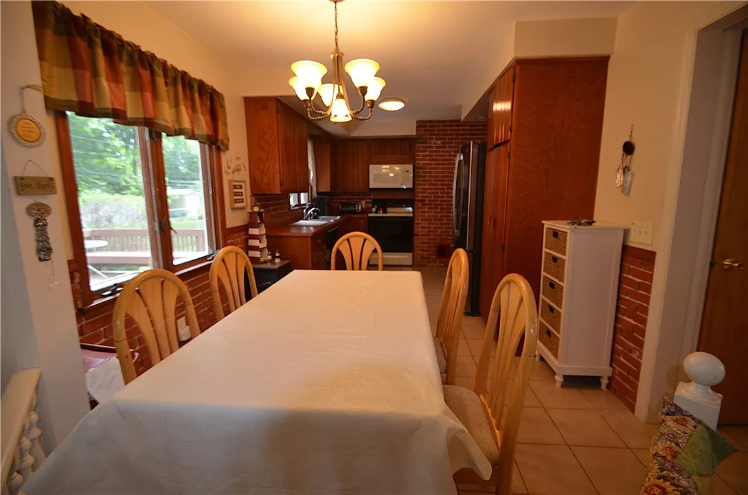 162 Miramar Road, Gates, New York 14624, Gates, New York 14624, 3 Bedrooms Bedrooms, 7 Rooms Rooms,1 BathroomBathrooms,Residential,Closed,162 Miramar Road, Gates, New York 14624,0,R1622376