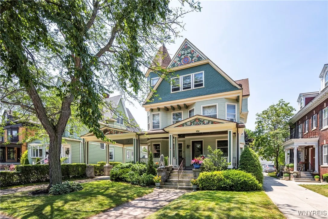 578 Richmond Avenue, Buffalo, New York 14222, Buffalo, New York 14222, 8 Bedrooms Bedrooms, ,5 BathroomsBathrooms,Residential,For Sale,578 Richmond Avenue, Buffalo, New York 14222,B1622301