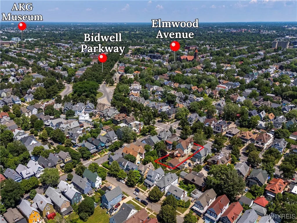 578 Richmond Avenue, Buffalo, New York 14222, Buffalo, New York 14222, 8 Bedrooms Bedrooms, ,5 BathroomsBathrooms,Residential,For Sale,578 Richmond Avenue, Buffalo, New York 14222,B1622301