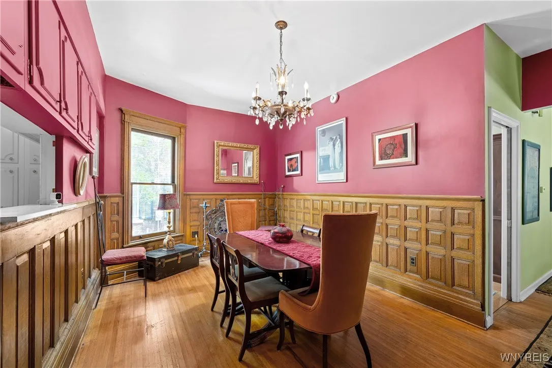 578 Richmond Avenue, Buffalo, New York 14222, Buffalo, New York 14222, 8 Bedrooms Bedrooms, ,5 BathroomsBathrooms,Residential,For Sale,578 Richmond Avenue, Buffalo, New York 14222,B1622301