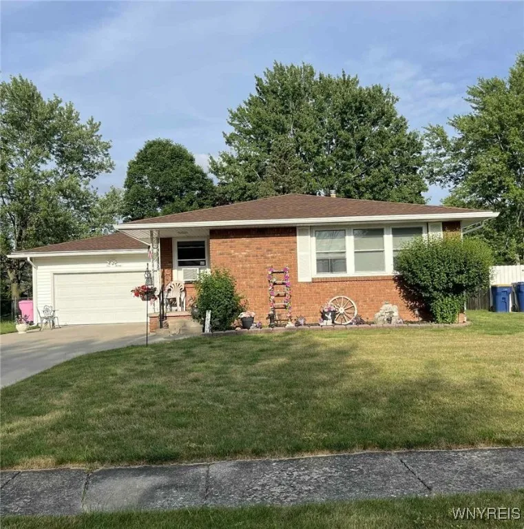 120 Park Lane Circle, Lockport City, New York 1409, Lockport City, New York 14094, 3 Bedrooms Bedrooms, 6 Rooms Rooms,1 BathroomBathrooms,Residential,For Sale,120 Park Lane Circle, Lockport City, New York 1409,B1621944
