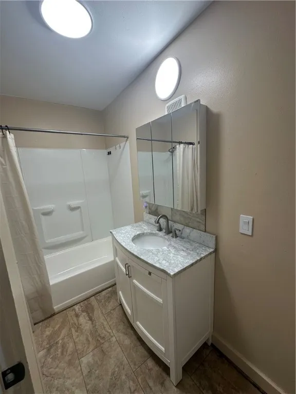 418 Matthew Street 412, Elmira City, New York 1490, Elmira City, New York 14901, 3 Bedrooms Bedrooms, 5 Rooms Rooms,2 BathroomsBathrooms,Residential Lease,For Rent,418 Matthew Street 412, Elmira City, New York 1490,R1622410
