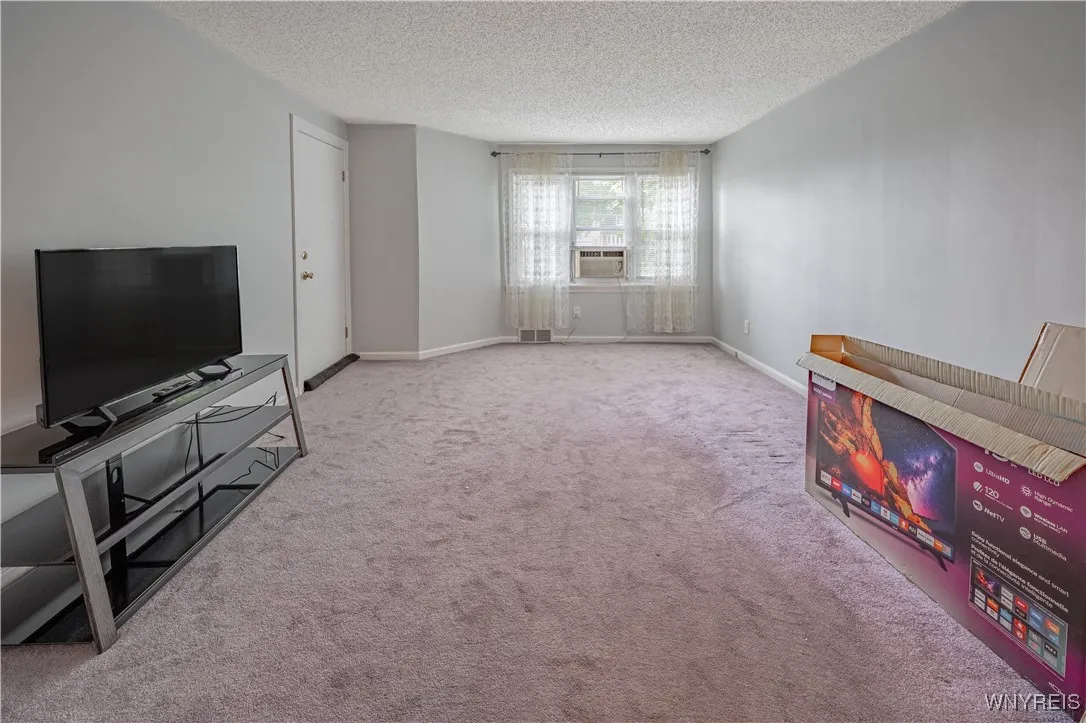 806 Cleveland Drive, Cheektowaga, New York 14225, Cheektowaga, New York 14225, 8 Bedrooms Bedrooms, ,4 BathroomsBathrooms,Residential,For Sale,806 Cleveland Drive, Cheektowaga, New York 14225,B1622355