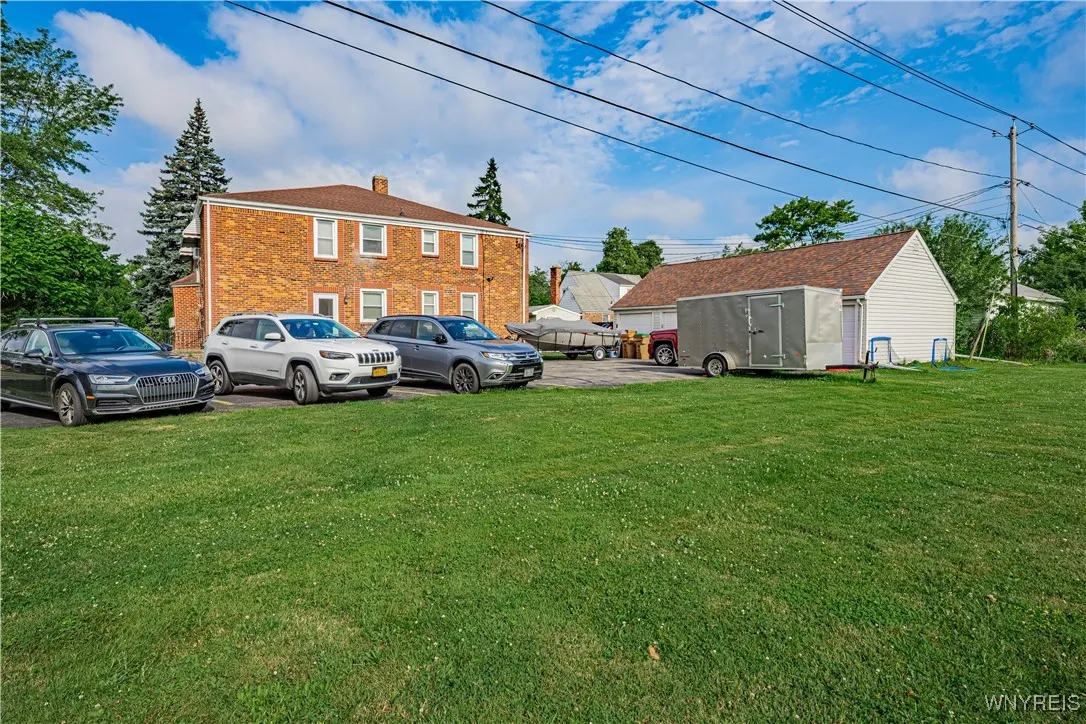 806 Cleveland Drive, Cheektowaga, New York 14225, Cheektowaga, New York 14225, 8 Bedrooms Bedrooms, ,4 BathroomsBathrooms,Residential,For Sale,806 Cleveland Drive, Cheektowaga, New York 14225,B1622355