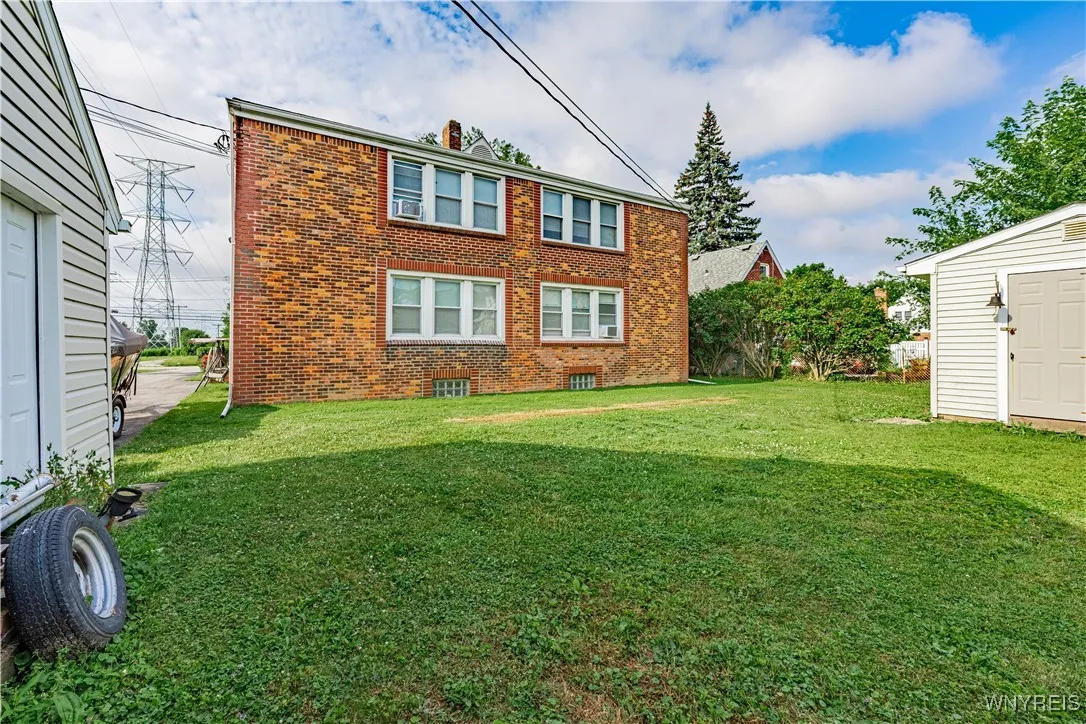 806 Cleveland Drive, Cheektowaga, New York 14225, Cheektowaga, New York 14225, 8 Bedrooms Bedrooms, ,4 BathroomsBathrooms,Residential,For Sale,806 Cleveland Drive, Cheektowaga, New York 14225,B1622355