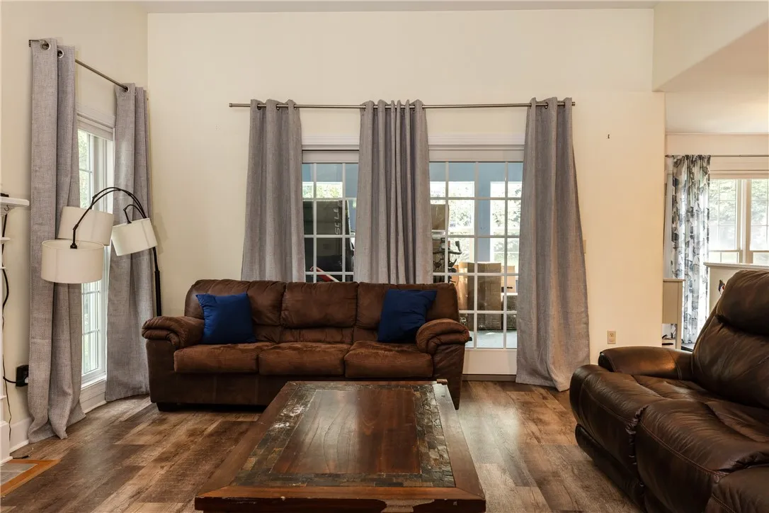203 Upland Run, Horseheads, New York 14845, Horseheads, New York 14845, 4 Bedrooms Bedrooms, 11 Rooms Rooms,2 BathroomsBathrooms,Residential,Closed,203 Upland Run, Horseheads, New York 14845,0,R1622219