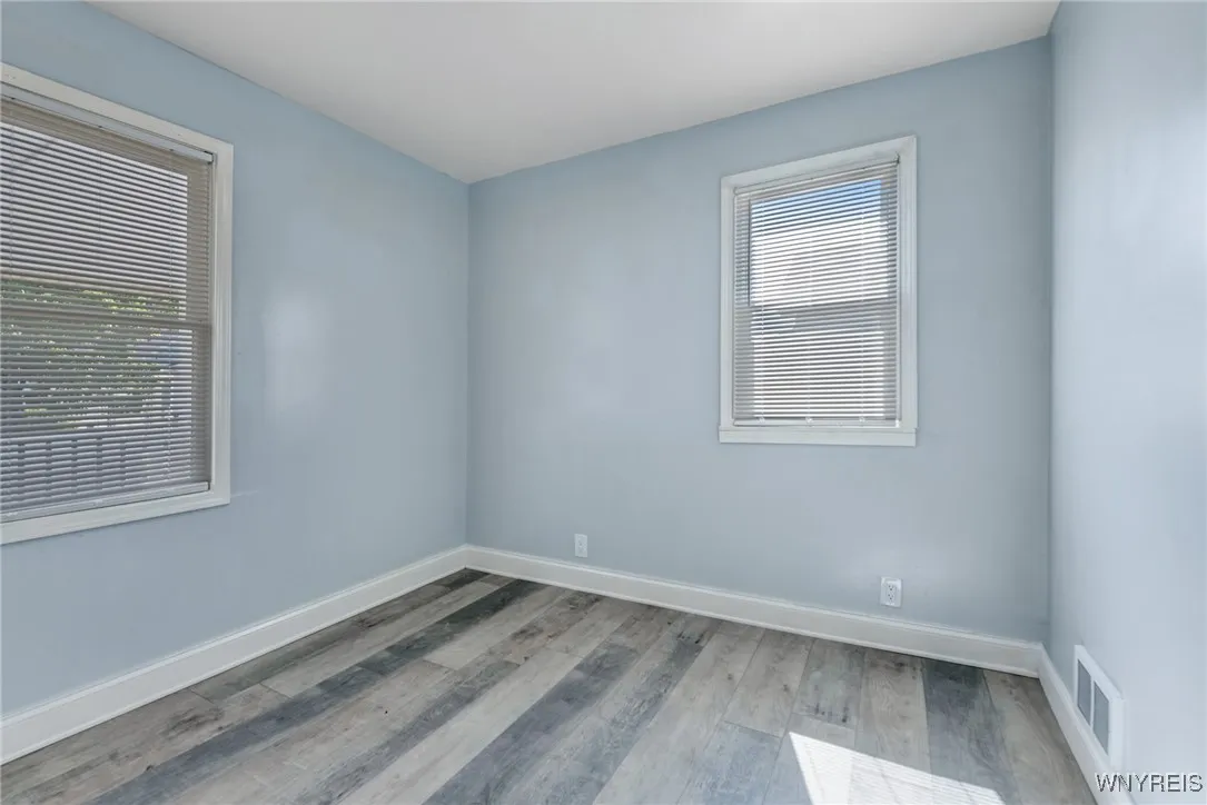 40 Decker Street, Buffalo, New York 14215, Buffalo, New York 14215, 4 Bedrooms Bedrooms, 7 Rooms Rooms,1 BathroomBathrooms,Residential,For Sale,40 Decker Street, Buffalo, New York 14215,B1622409
