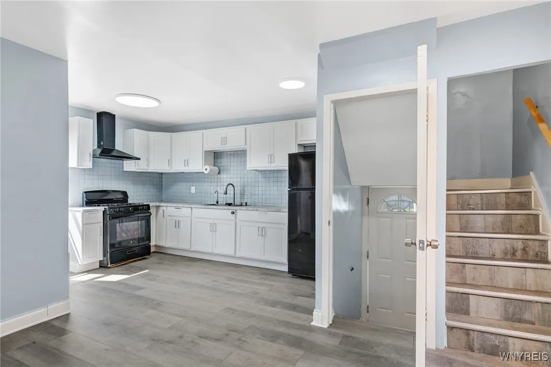 40 Decker Street, Buffalo, New York 14215, Buffalo, New York 14215, 4 Bedrooms Bedrooms, 7 Rooms Rooms,1 BathroomBathrooms,Residential,For Sale,40 Decker Street, Buffalo, New York 14215,B1622409