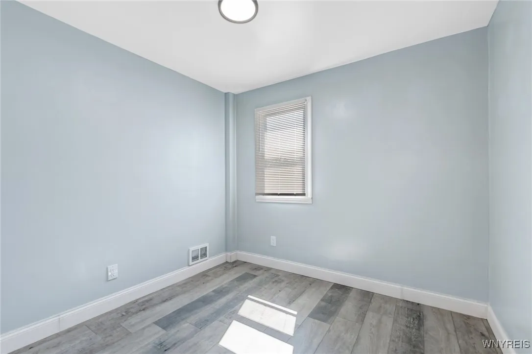 40 Decker Street, Buffalo, New York 14215, Buffalo, New York 14215, 4 Bedrooms Bedrooms, 7 Rooms Rooms,1 BathroomBathrooms,Residential,For Sale,40 Decker Street, Buffalo, New York 14215,B1622409