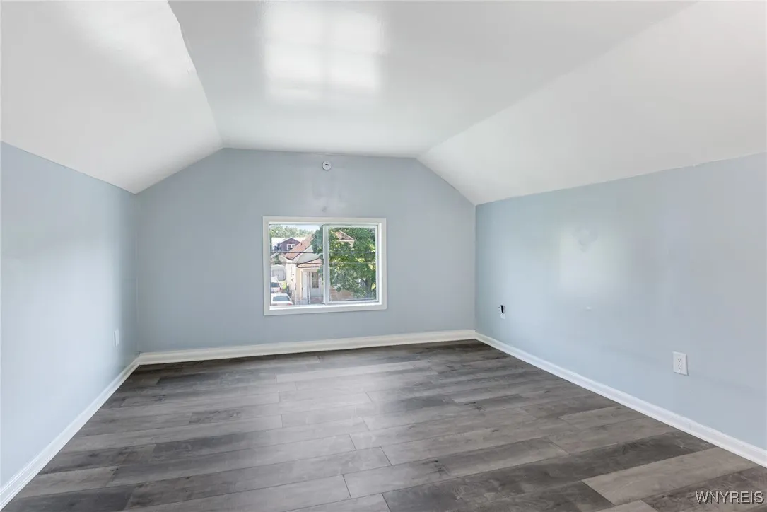 40 Decker Street, Buffalo, New York 14215, Buffalo, New York 14215, 4 Bedrooms Bedrooms, 7 Rooms Rooms,1 BathroomBathrooms,Residential,For Sale,40 Decker Street, Buffalo, New York 14215,B1622409