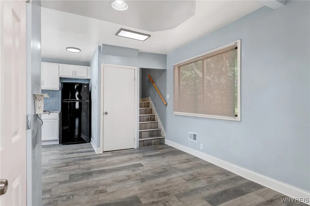 40 Decker Street, Buffalo, New York 14215, Buffalo, New York 14215, 4 Bedrooms Bedrooms, 7 Rooms Rooms,1 BathroomBathrooms,Residential,For Sale,40 Decker Street, Buffalo, New York 14215,B1622409