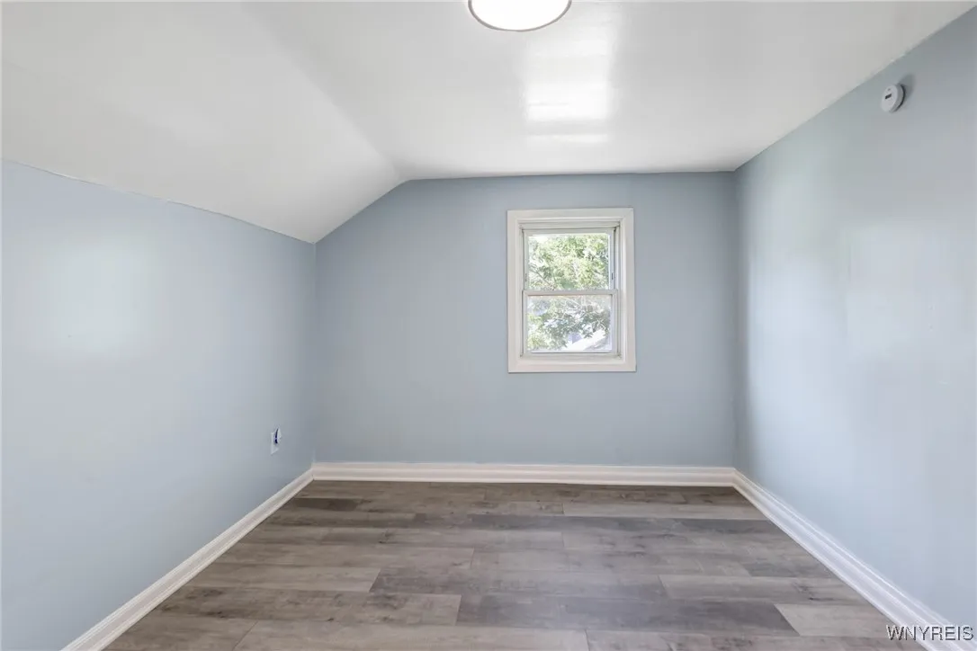 40 Decker Street, Buffalo, New York 14215, Buffalo, New York 14215, 4 Bedrooms Bedrooms, 7 Rooms Rooms,1 BathroomBathrooms,Residential,For Sale,40 Decker Street, Buffalo, New York 14215,B1622409