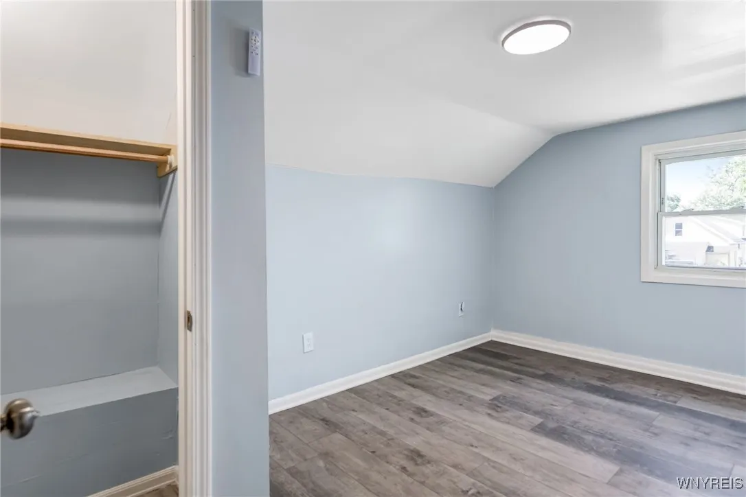 40 Decker Street, Buffalo, New York 14215, Buffalo, New York 14215, 4 Bedrooms Bedrooms, 7 Rooms Rooms,1 BathroomBathrooms,Residential,For Sale,40 Decker Street, Buffalo, New York 14215,B1622409