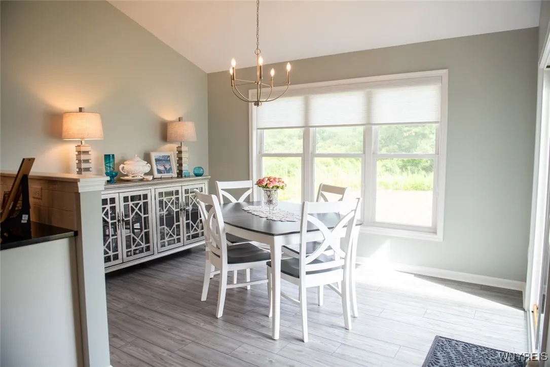 MULTI PURPOSE MORNING ROOM