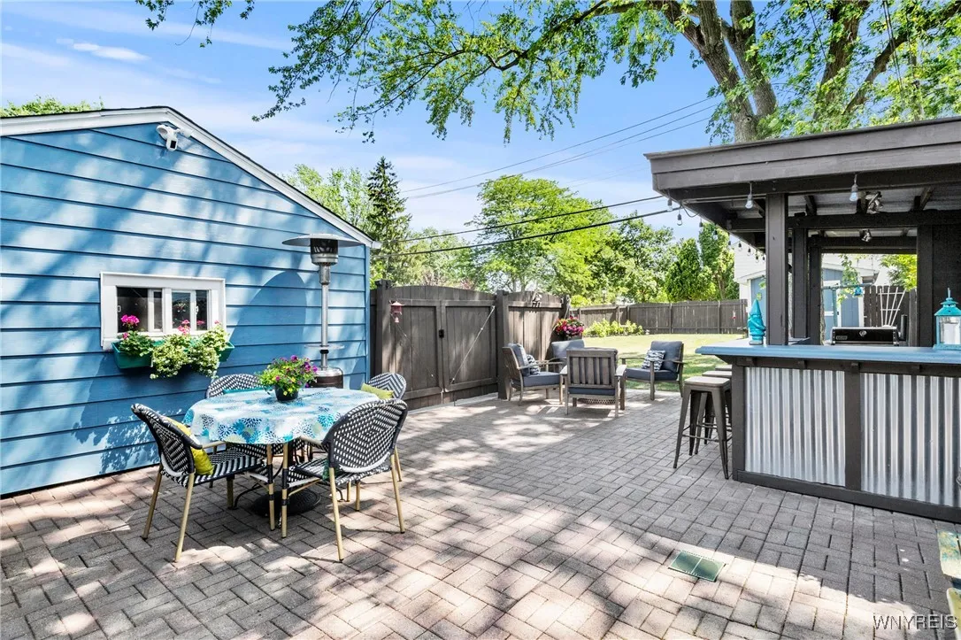 715 Brighton Road, Tonawanda, New York 14150, Tonawanda, New York 14150, 4 Bedrooms Bedrooms, 9 Rooms Rooms,2 BathroomsBathrooms,Residential,For Sale,715 Brighton Road, Tonawanda, New York 14150,B1622390