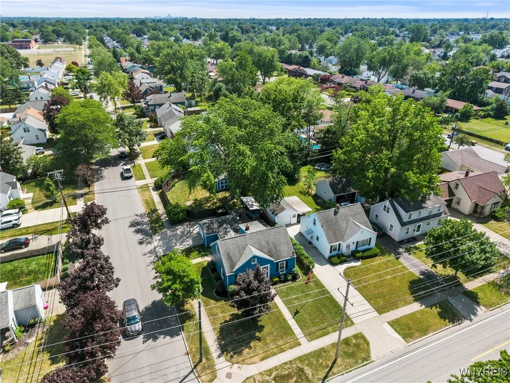 715 Brighton Road, Tonawanda, New York 14150, Tonawanda, New York 14150, 4 Bedrooms Bedrooms, 9 Rooms Rooms,2 BathroomsBathrooms,Residential,For Sale,715 Brighton Road, Tonawanda, New York 14150,B1622390
