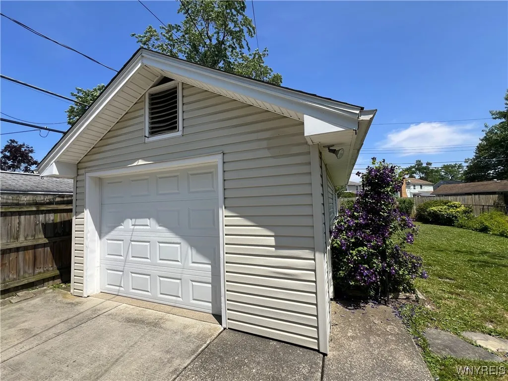 67 Nadon Place, Tonawanda, New York 14150, Tonawanda, New York 14150, 3 Bedrooms Bedrooms, 7 Rooms Rooms,1 BathroomBathrooms,Residential,For Sale,67 Nadon Place, Tonawanda, New York 14150,B1622031
