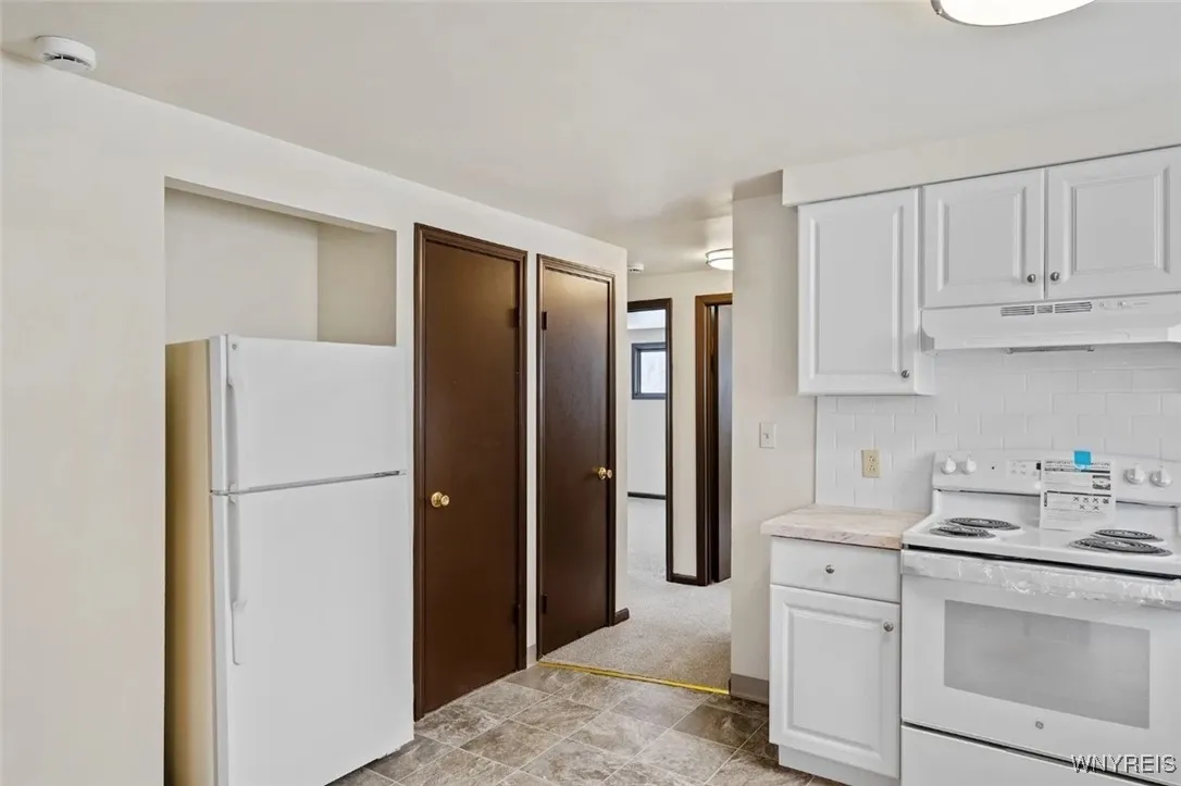 335 Sundridge, Amherst, New York 14428, Amherst, New York 14428, 3 Bedrooms Bedrooms, 4 Rooms Rooms,1 BathroomBathrooms,Residential Lease,For Rent,335 Sundridge, Amherst, New York 14428,B1621994