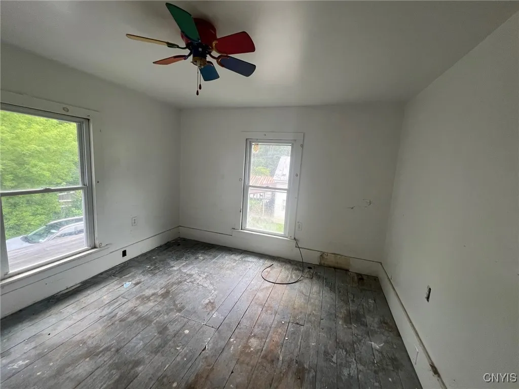 unit 1 bedroom 2