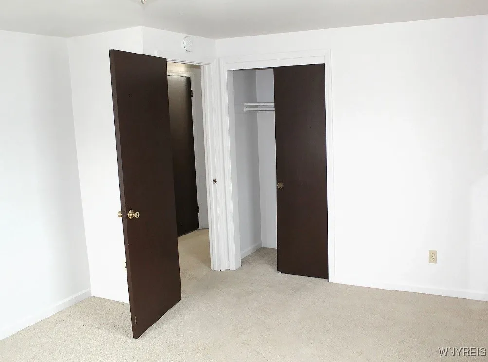 300 Sundridge Drive, Amherst, New York 14228, Amherst, New York 14228, 3 Bedrooms Bedrooms, 4 Rooms Rooms,1 BathroomBathrooms,Residential Lease,For Rent,300 Sundridge Drive, Amherst, New York 14228,B1621965