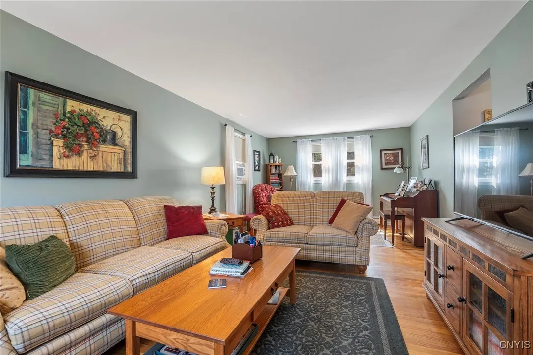 105 Dubiel Avenue, Geddes, New York 13209, Geddes, New York 13209, 4 Bedrooms Bedrooms, 8 Rooms Rooms,2 BathroomsBathrooms,Residential,For Sale,105 Dubiel Avenue, Geddes, New York 13209,S1622210