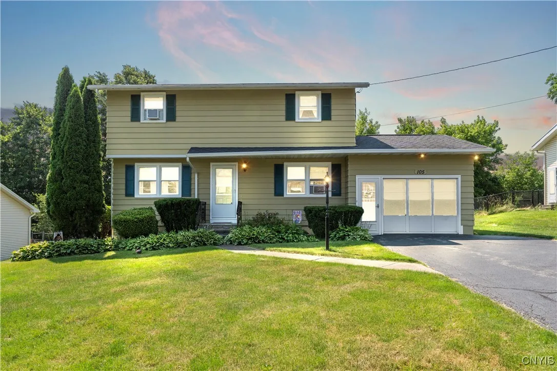 105 Dubiel Avenue, Geddes, New York 13209, Geddes, New York 13209, 4 Bedrooms Bedrooms, 8 Rooms Rooms,2 BathroomsBathrooms,Residential,For Sale,105 Dubiel Avenue, Geddes, New York 13209,S1622210