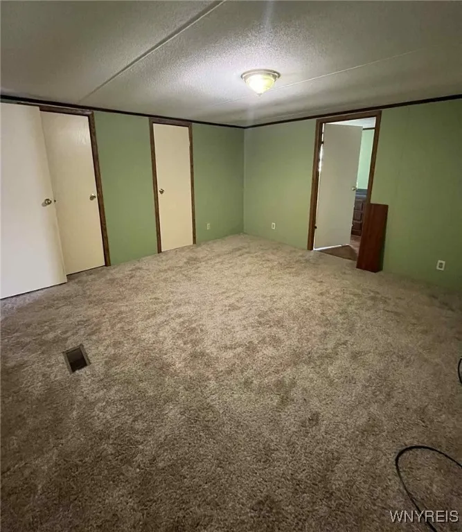 643 Birchwood Drive, Lockport Town, New York 14094, Lockport Town, New York 14094, 3 Bedrooms Bedrooms, 6 Rooms Rooms,2 BathroomsBathrooms,Residential,For Sale,643 Birchwood Drive, Lockport Town, New York 14094,B1622369