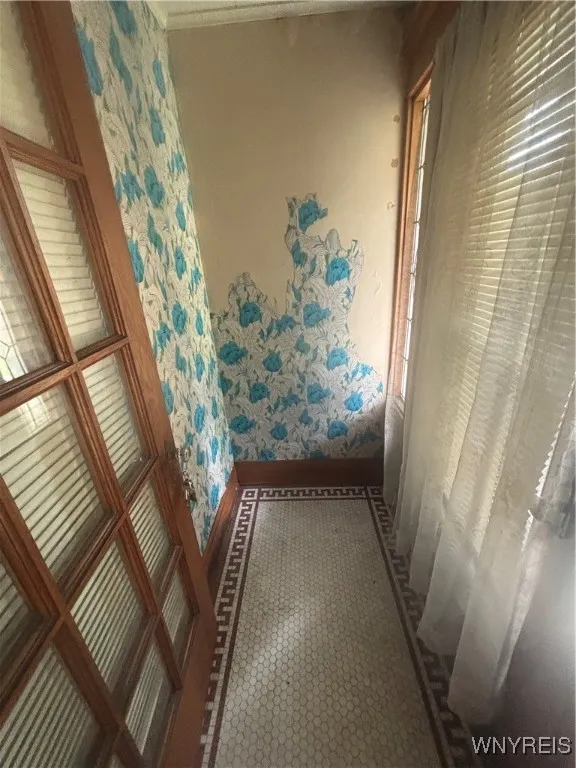 128 Arden Avenue, Buffalo, New York 14215, Buffalo, New York 14215, 5 Bedrooms Bedrooms, ,2 BathroomsBathrooms,Residential,For Sale,128 Arden Avenue, Buffalo, New York 14215,B1622398
