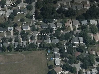 111 Sunshine Drive, Amherst, New York 14222, Amherst, New York 14222, 3 Bedrooms Bedrooms, 5 Rooms Rooms,1 BathroomBathrooms,Residential Lease,For Rent,111 Sunshine Drive, Amherst, New York 14222,B1621952