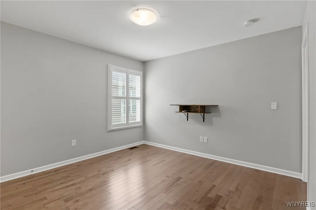 29 Raine Drive, Amherst, New York 14221, Amherst, New York 14221, 2 Bedrooms Bedrooms, 5 Rooms Rooms,2 BathroomsBathrooms,Residential,For Sale,29 Raine Drive, Amherst, New York 14221,B1622329
