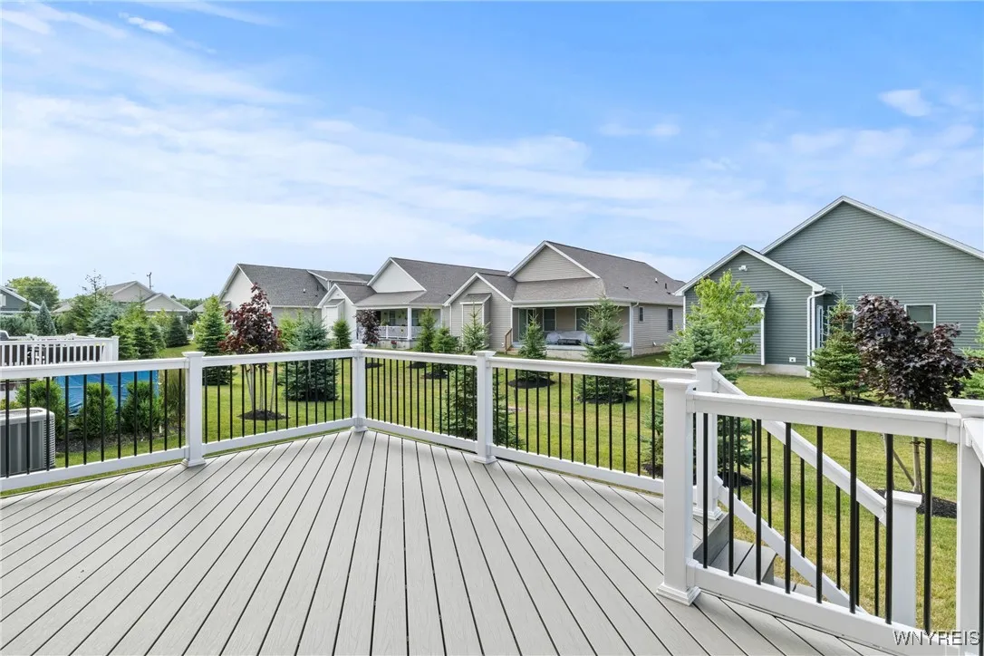 29 Raine Drive, Amherst, New York 14221, Amherst, New York 14221, 2 Bedrooms Bedrooms, 5 Rooms Rooms,2 BathroomsBathrooms,Residential,For Sale,29 Raine Drive, Amherst, New York 14221,B1622329