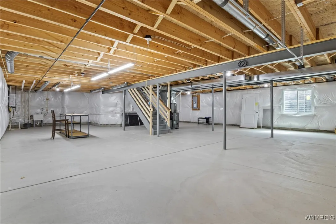 29 Raine Drive, Amherst, New York 14221, Amherst, New York 14221, 2 Bedrooms Bedrooms, 5 Rooms Rooms,2 BathroomsBathrooms,Residential,For Sale,29 Raine Drive, Amherst, New York 14221,B1622329