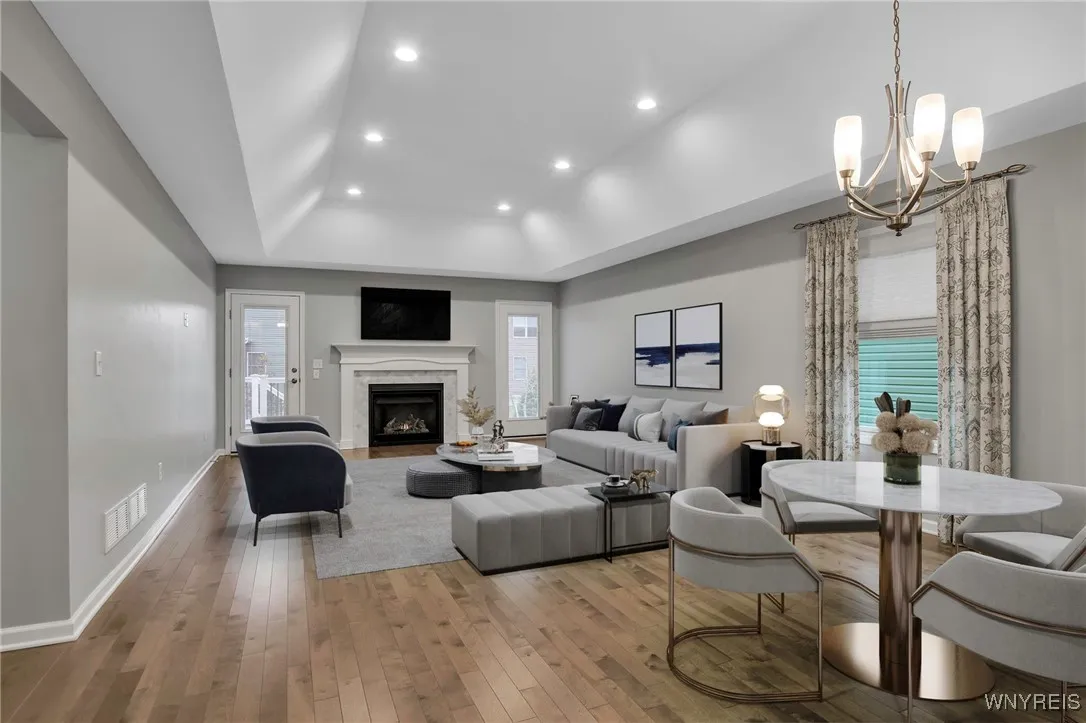 29 Raine Drive, Amherst, New York 14221, Amherst, New York 14221, 2 Bedrooms Bedrooms, 5 Rooms Rooms,2 BathroomsBathrooms,Residential,For Sale,29 Raine Drive, Amherst, New York 14221,B1622329