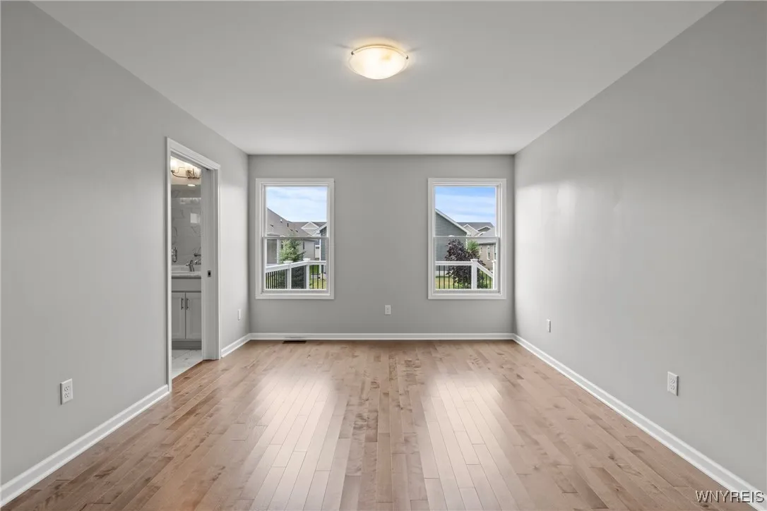 29 Raine Drive, Amherst, New York 14221, Amherst, New York 14221, 2 Bedrooms Bedrooms, 5 Rooms Rooms,2 BathroomsBathrooms,Residential,For Sale,29 Raine Drive, Amherst, New York 14221,B1622329