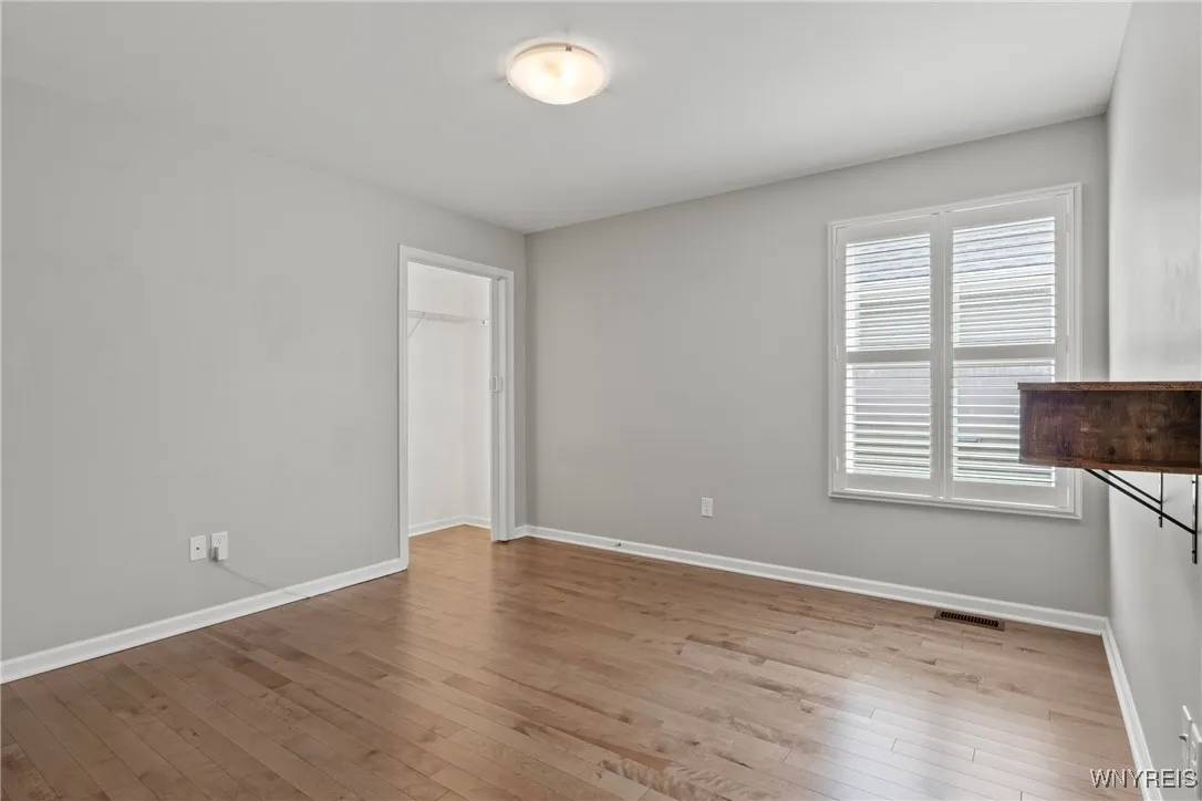 29 Raine Drive, Amherst, New York 14221, Amherst, New York 14221, 2 Bedrooms Bedrooms, 5 Rooms Rooms,2 BathroomsBathrooms,Residential,For Sale,29 Raine Drive, Amherst, New York 14221,B1622329