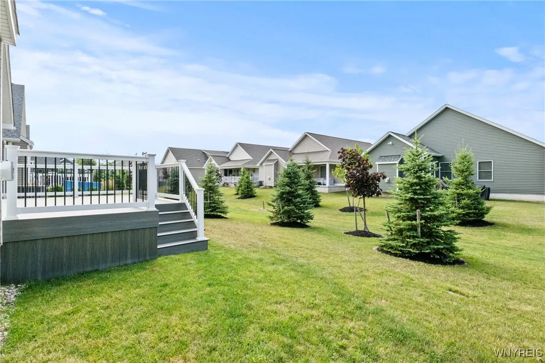29 Raine Drive, Amherst, New York 14221, Amherst, New York 14221, 2 Bedrooms Bedrooms, 5 Rooms Rooms,2 BathroomsBathrooms,Residential,For Sale,29 Raine Drive, Amherst, New York 14221,B1622329